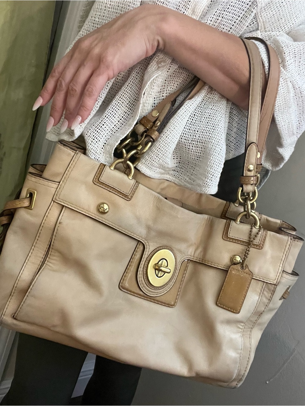 Coach Peyton Leather Tote Handbag in Tan with Gold Hardware